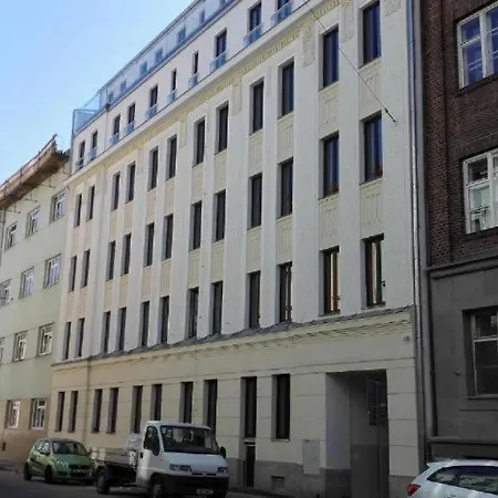 Apartmans In The Center With Privat Parking Apartment *